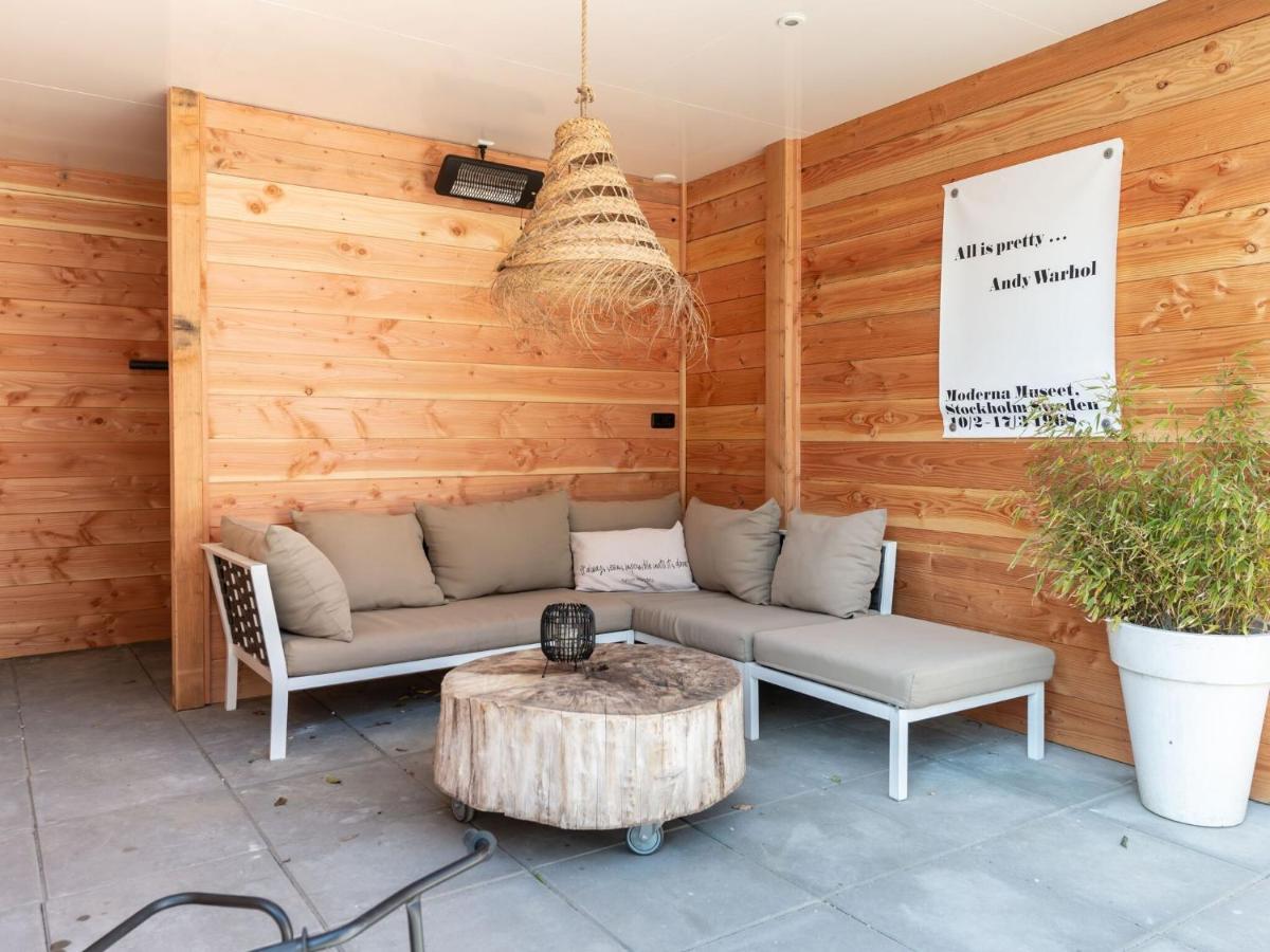 Cosy Holiday Home In Oostkapelle With A Garden Exterior foto